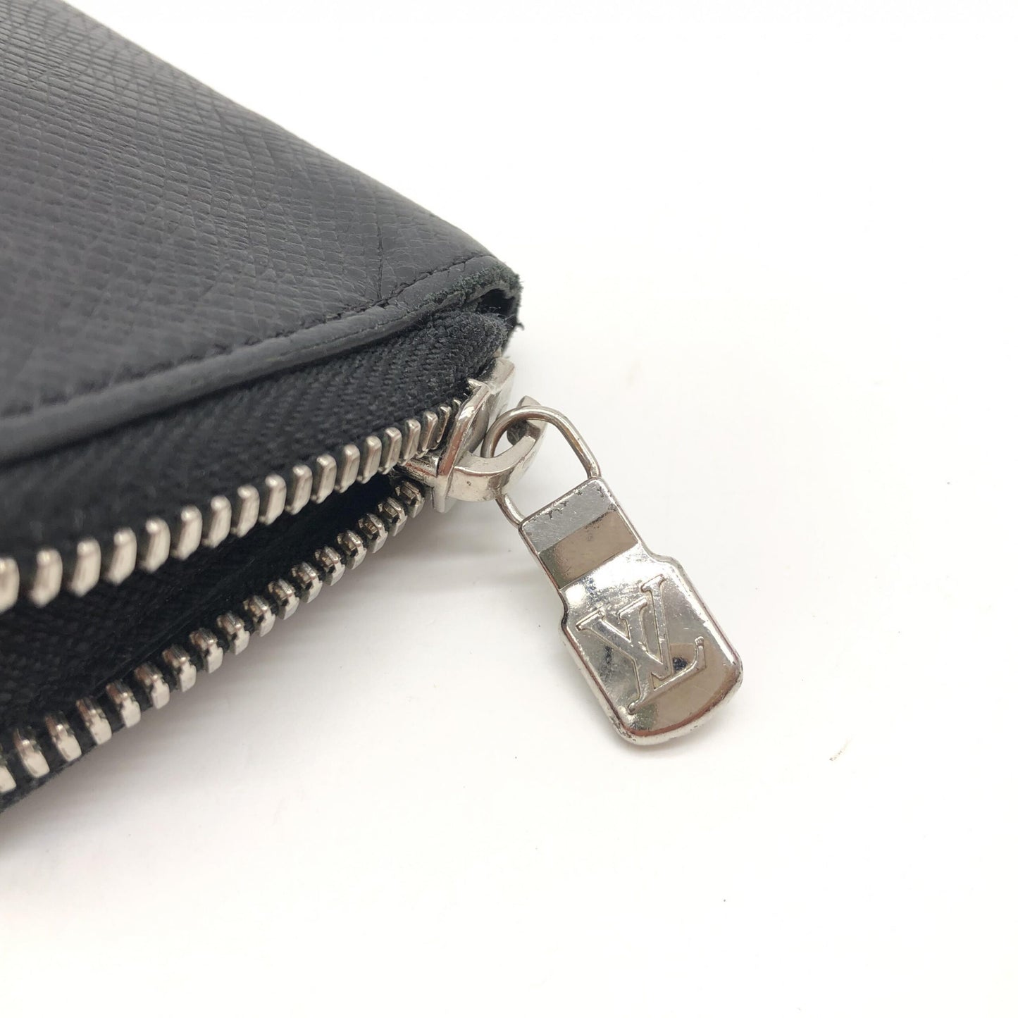 Louis Vuitton Taiga Zippy Coin Purse In Black